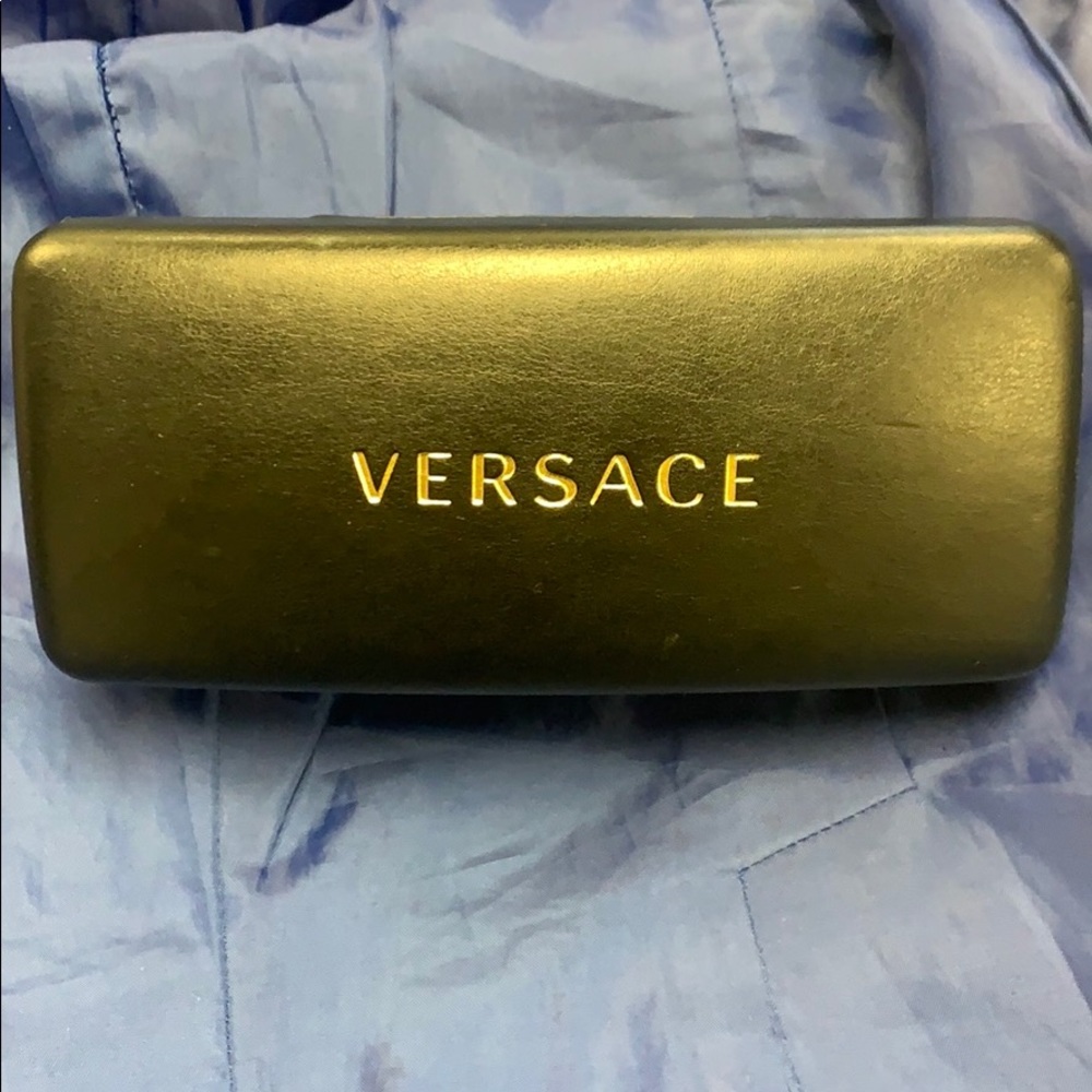 Authentic Versace black sunglasses case like new